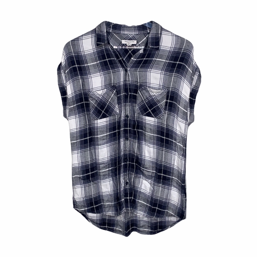 BNWOT beachlunchlounge flannel short sleeve top